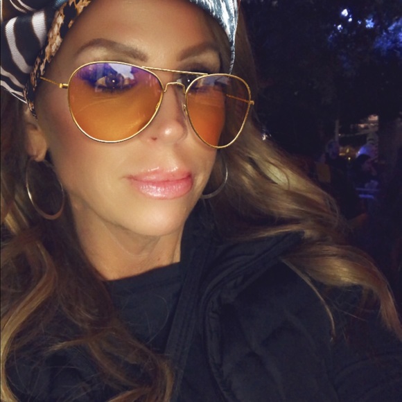 Meet your Posher, Angela - Picture 11 of 15